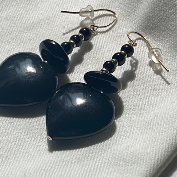 14K Gold Filled Black Onyx Heart Earrings - Picture 7 of 12